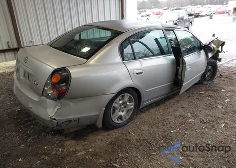 2004 Nissan Altima 2.5 S from USA, damaged, VIN 1N4AL11D44C149587